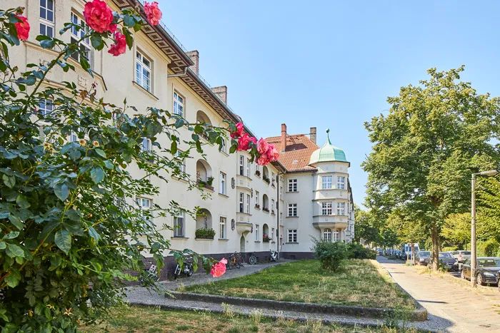 2 Zimmer mit Einbauküche, mod. Wannenbad in Berlin Pankow! — photo 1